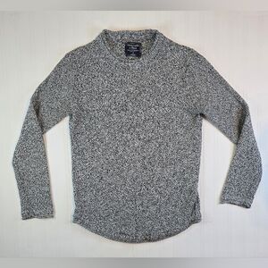 Abercrombie & Fitch Black and Gray and White Knit Sweater